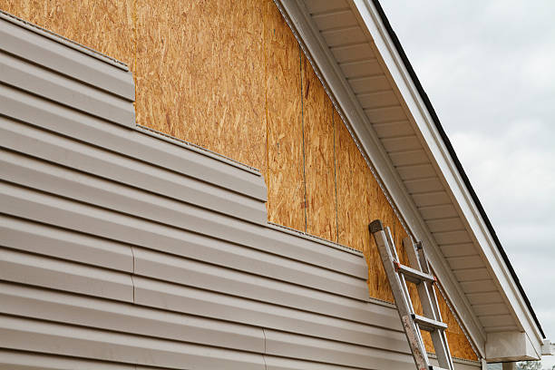 24/7 Emergency Vinyl Siding experts in Stoneboro, PA